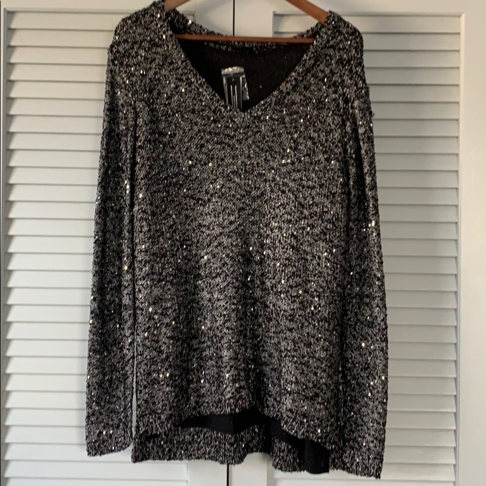 Apt 9 Black and Silver Sweater